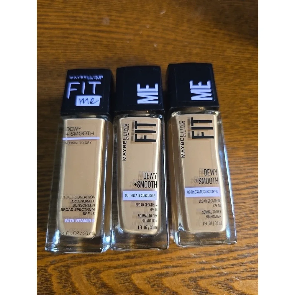 Maybelline Fit Me Dewy + Smooth Foundation SPF 18 #Soft Tan 228 2PK x 1 fl oz